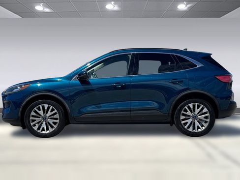 Used 2020 Ford Escape Titanium AWD/4WD image 2