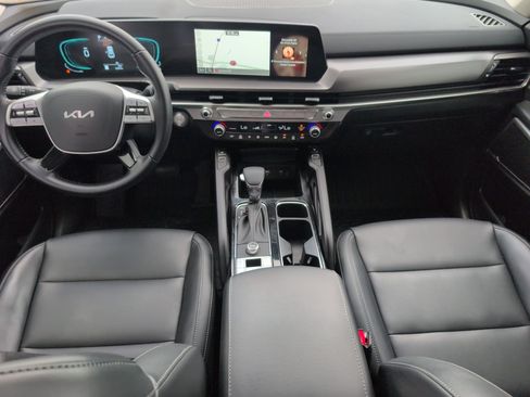 Used 2025 Kia Telluride S FWD image 30