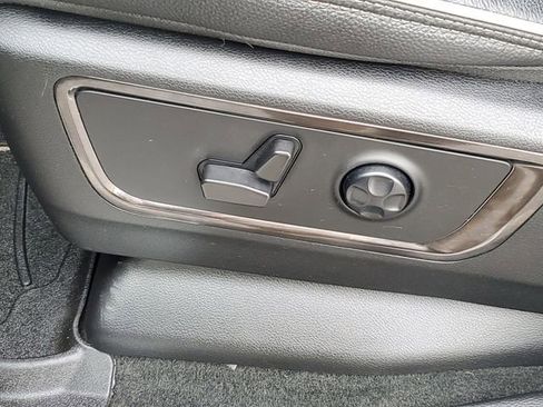 Used 2023 RAM 1500 Limited AWD/4WD image 14