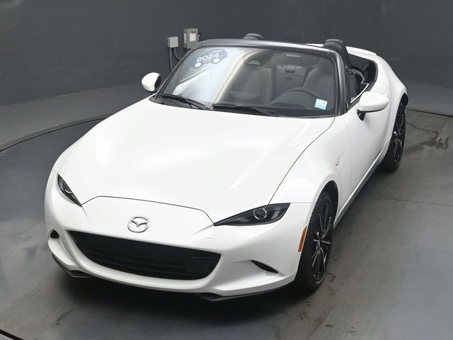 Used 2024 MAZDA MX-5 Miata Grand Touring w/ Weather Package RWD image 45