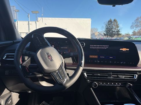 New 2026 Chevrolet Traverse RS w/ LPO, Floor Liner Package image 15