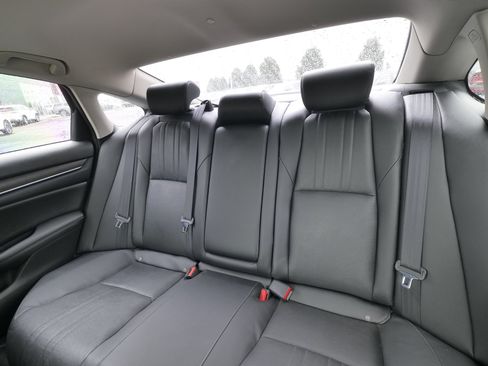 Used 2020 Honda Accord Touring image 21