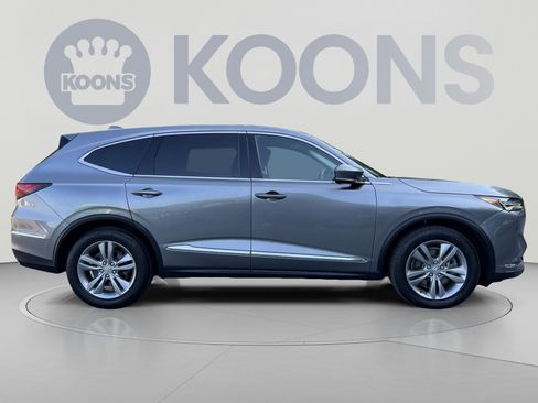 Used 2023 Acura MDX SH-AWD image 12