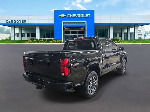 Used 2023 Chevrolet Colorado Z71 w/ Z71 Convenience Package 2 image 8