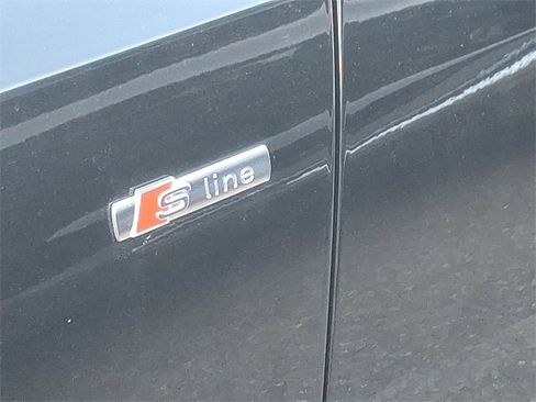 Used 2023 Audi A4 2.0T Premium Plus image 7