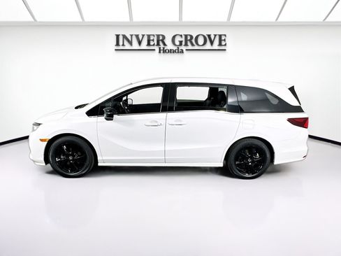 Used 2024 Honda Odyssey Sport image 8
