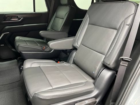 New 2026 GMC Yukon Denali w/ Sun & Power Step Package AWD/4WD image 6