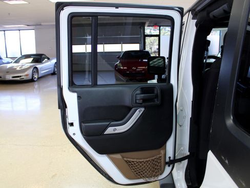 Used 2013 Jeep Wrangler Unlimited Sahara w/ Connectivity Group image 40