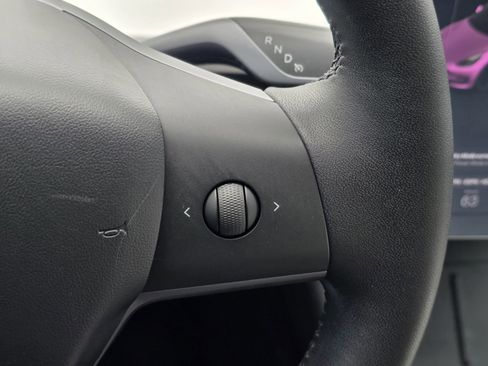 Used 2020 Tesla Model 3 Standard Range Plus image 26