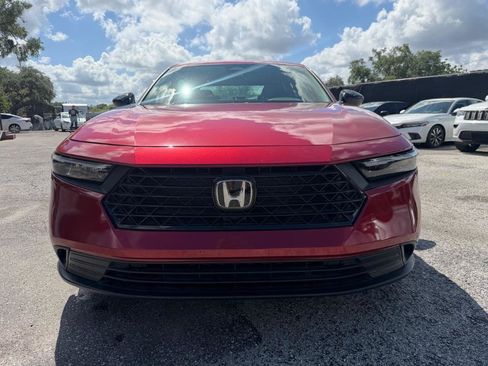 Used 2023 Honda Accord Sport image 2