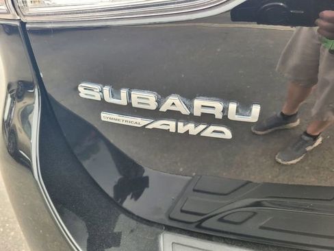 Used 2021 Subaru Forester Limited image 10