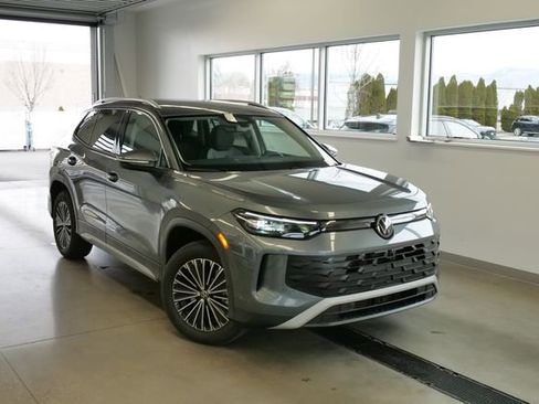 New 2026 Volkswagen Tiguan S image 1