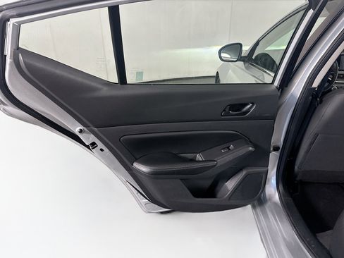 Used 2024 Nissan Altima 2.5 SV image 24