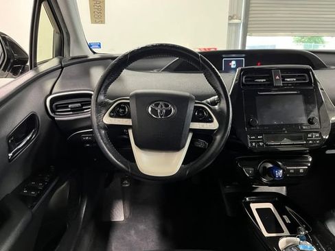Used 2016 Toyota Prius Four w/ Advanced Technology Package FWD image 21