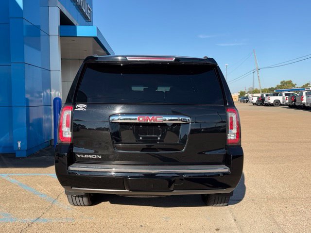 Used 2018 GMC Yukon Denali w/ Open Road Package AWD/4WD image 5