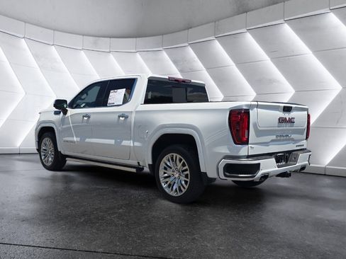 Used 2022 GMC Sierra 1500 Denali w/ Denali Reserve Package image 3
