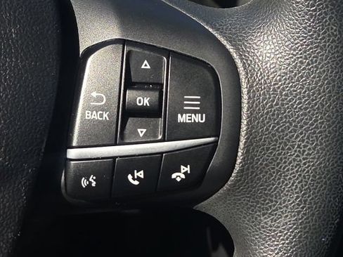 Used 2022 Ford Escape SE FWD image 36