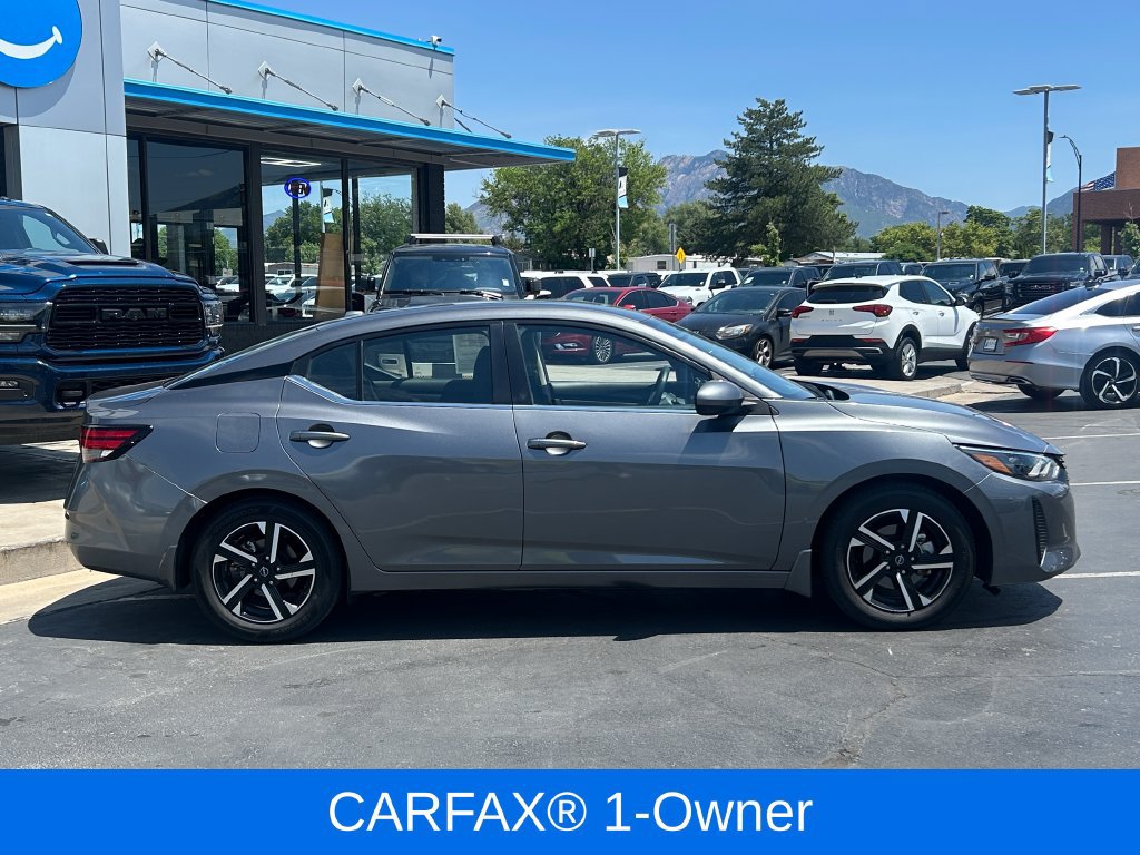 Used 2025 Nissan Sentra SV FWD image 2