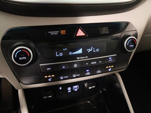 Used 2019 Hyundai Tucson Sport FWD image 7