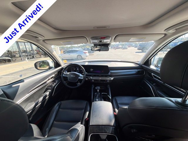 Used 2025 Kia Telluride S FWD image 34