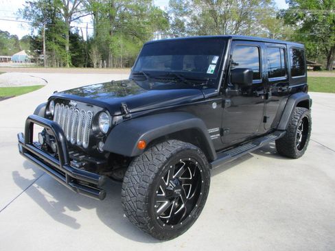 Used 2015 Jeep Wrangler Unlimited Sport w/ Quick Order Package 24S image 13
