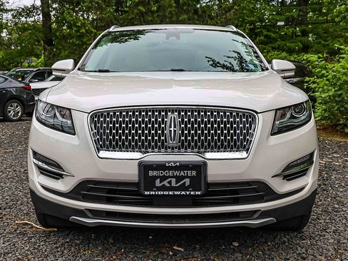 Used 2019 Lincoln MKC Reserve w/ MKC Climate Package AWD/4WD image 2