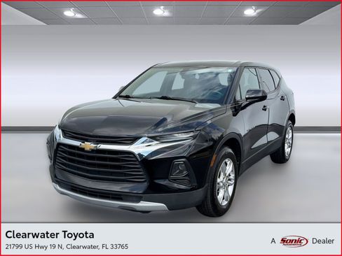 Used 2020 Chevrolet Blazer LT FWD image 1