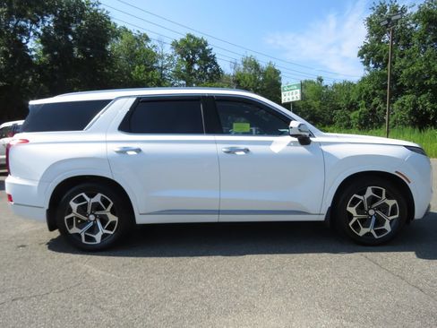 Used 2022 Hyundai Palisade Calligraphy w/ Cargo Package AWD/4WD image 4