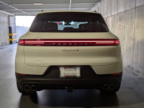 New 2026 Porsche Cayenne S image 8