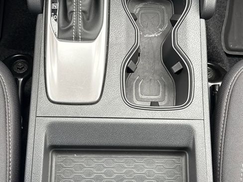 Used 2022 Nissan Frontier SV w/ Technology Package RWD image 25