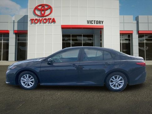 Used 2025 Toyota Camry LE FWD image 6