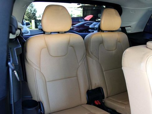 Used 2016 Volvo XC90 T6 image 15
