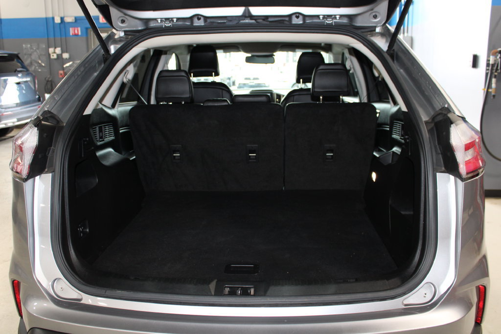 Used 2023 Ford Edge SEL AWD/4WD image 28