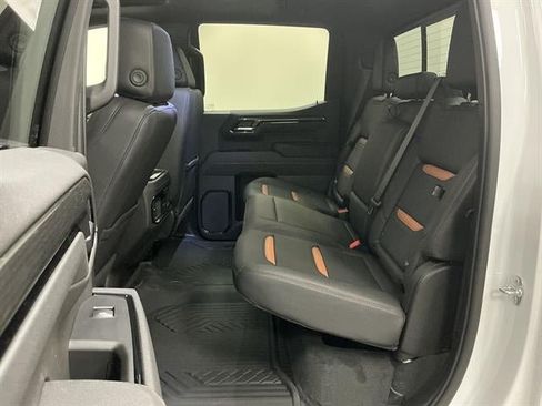 New 2026 GMC Sierra 1500 AT4 w/ AT4 Premium Package AWD/4WD image 22