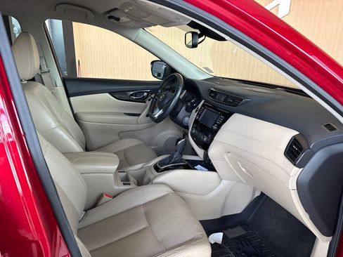Used 2017 Nissan Rogue SL AWD/4WD image 24