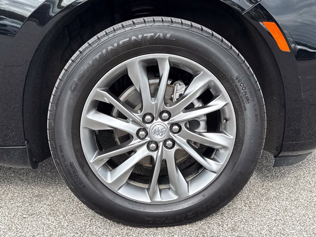 Used 2022 Buick Enclave Avenir w/ Avenir Technology Package AWD/4WD image 41