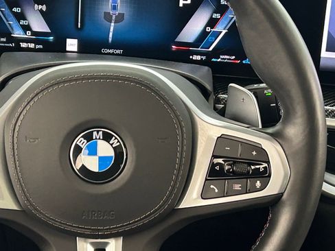 Used 2025 BMW X5 M60i image 13