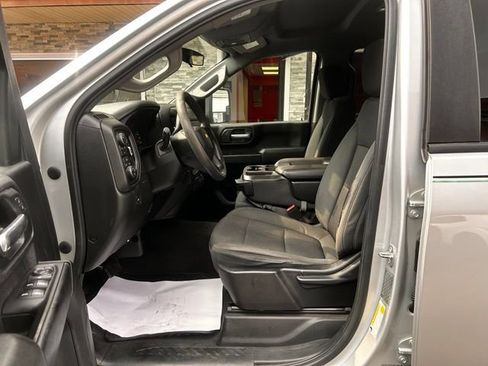 Used 2021 Chevrolet Silverado 2500 Custom w/ Custom Convenience Package AWD/4WD image 15