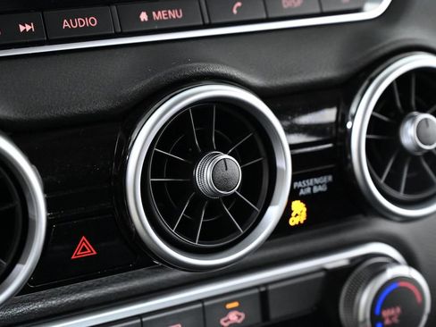 Certified 2024 Nissan Sentra S FWD image 17