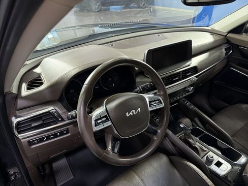 Used 2022 Kia Telluride SX w/ Towing Package FWD image 21