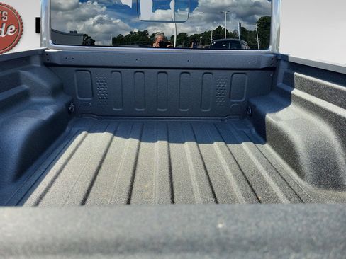 New 2025 Jeep Gladiator Sport AWD/4WD image 12