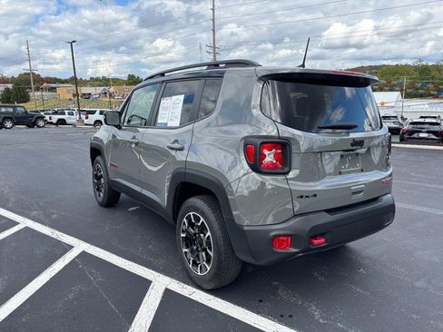 Used 2023 Jeep Renegade Trailhawk image 6