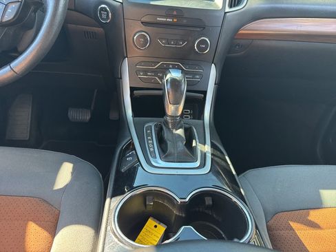 Used 2018 Ford Edge SEL w/ Equipment Group 201A image 13