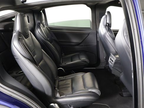 Used 2017 Tesla Model X 75D image 34