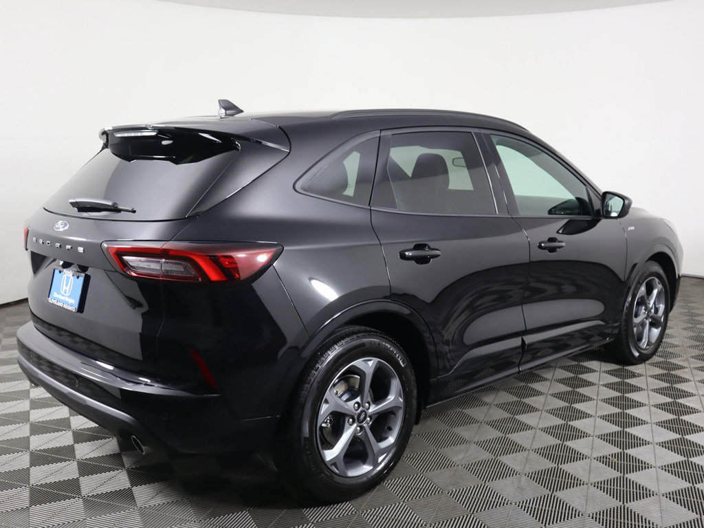 Used 2023 Ford Escape ST-Line w/ Tech Pack #1 FWD image 10