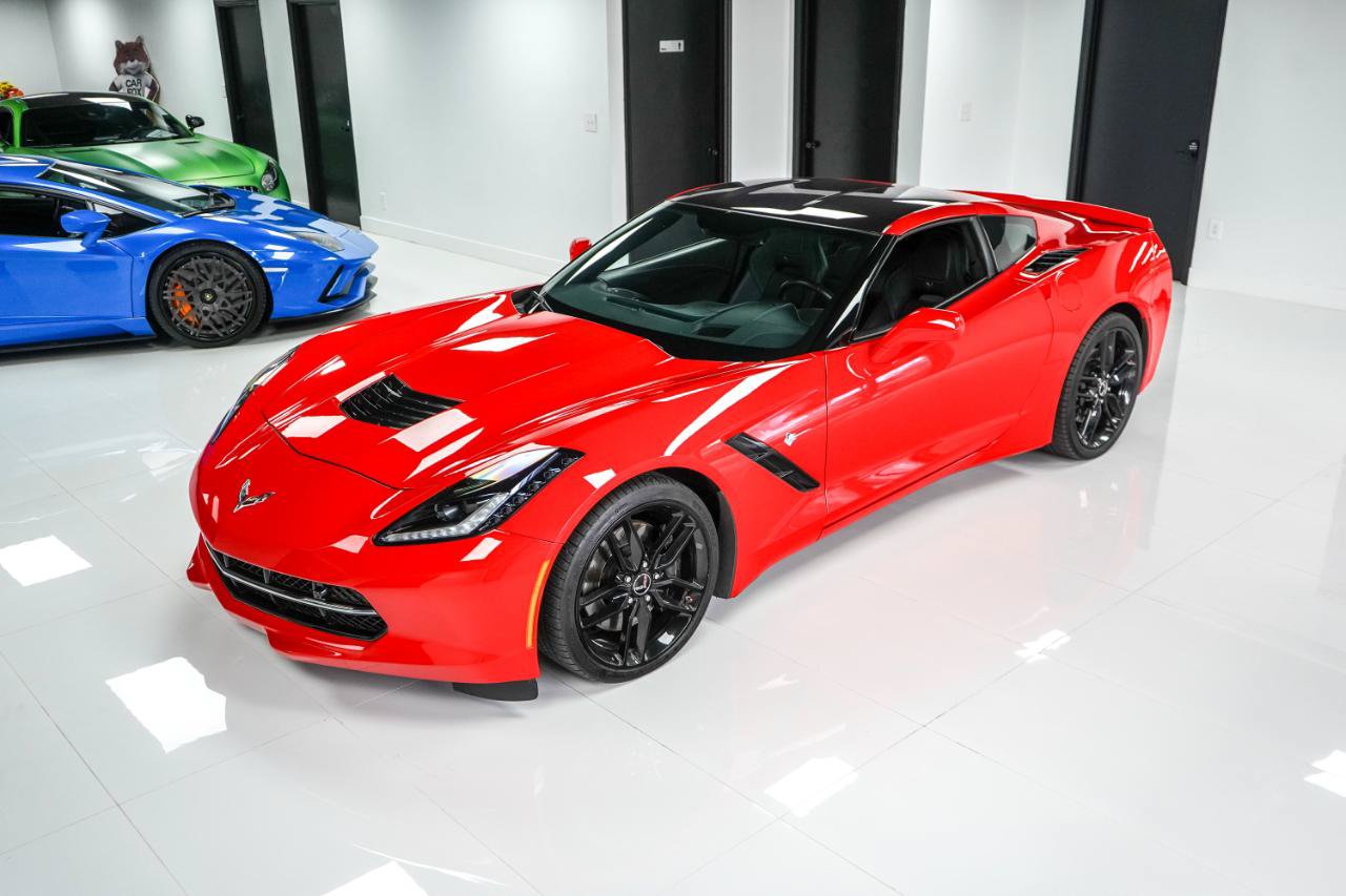 Used 2016 Chevrolet Corvette Stingray Coupe w/ 3LT Preferred Equipment Group RWD image 2