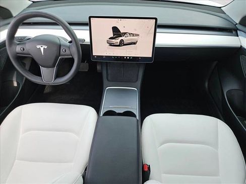 Used 2023 Tesla Model 3 Standard Range RWD image 15