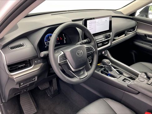 New 2026 Toyota Grand Highlander AWD image 4