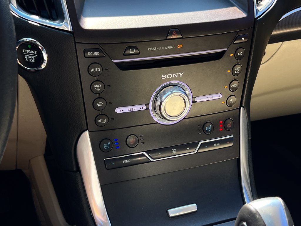 Used 2018 Ford Edge Titanium w/ Equipment Group 302A FWD image 47