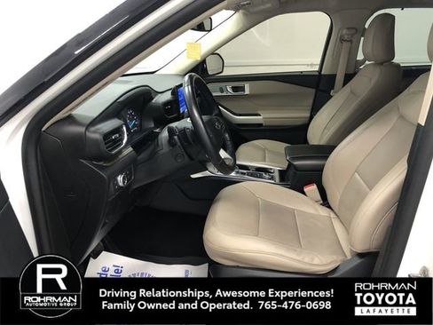 Used 2021 Ford Explorer Limited w/ Hybrid Equipment Group 310A AWD/4WD image 12